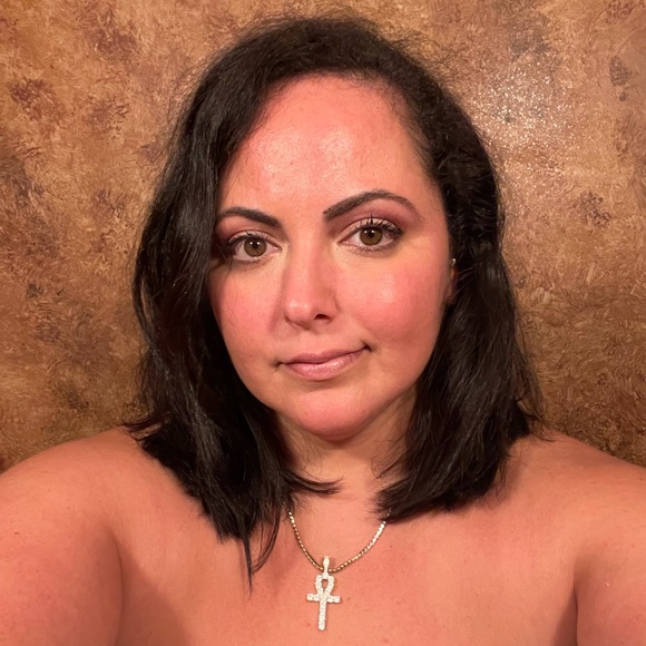 Meet your Posher, Tonianne - Picture 4 of 9